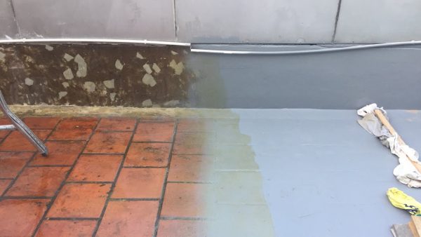 Sử dụng sơn chống thấm nước sân thượng