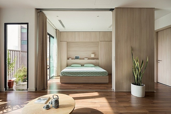 Tùy theo chi phí cho phép mà các gia chủ có thể lựa chọn đồ nội thất cho phòng ngủ master, nhưng gỗ luôn là sự lựa chọn an toàn và mang đến hiệu quả thẫm mỹ cao nhất.