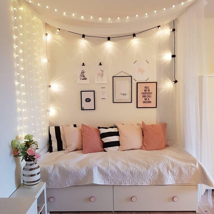 Decor phòng ngủ bằng đèn trang trí