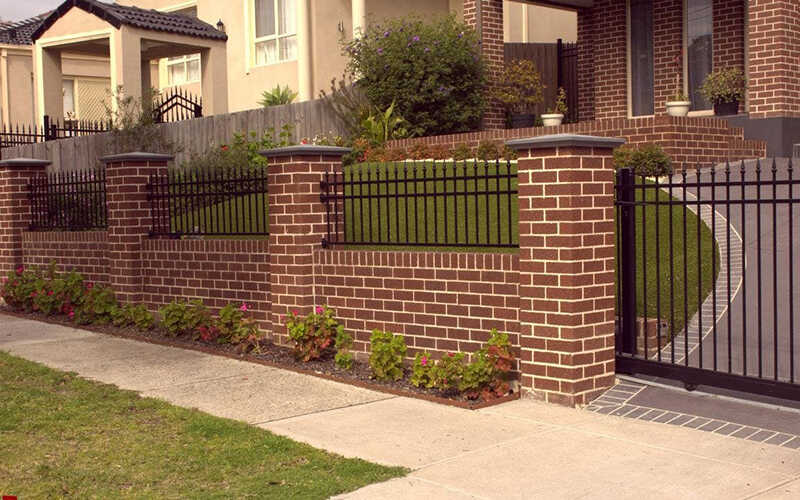 Thiết kế tường rào đặc biệt quan trọng vì nó làm tăng vẻ đẹp và sự thống nhất cho toàn bộ ngôi nhà