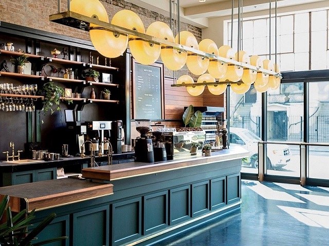 Thiết kế quầy bar quán cà phê đẹp sẽ thu hút khách hàng