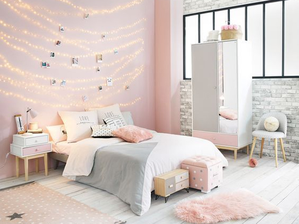 Ánh sáng là một trong những yếu tố quan trọng khi thiết kế nội thất phòng ngủ