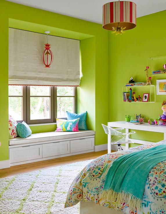 Mẫu phòng ngủ màu xanh lá cây nhạt 