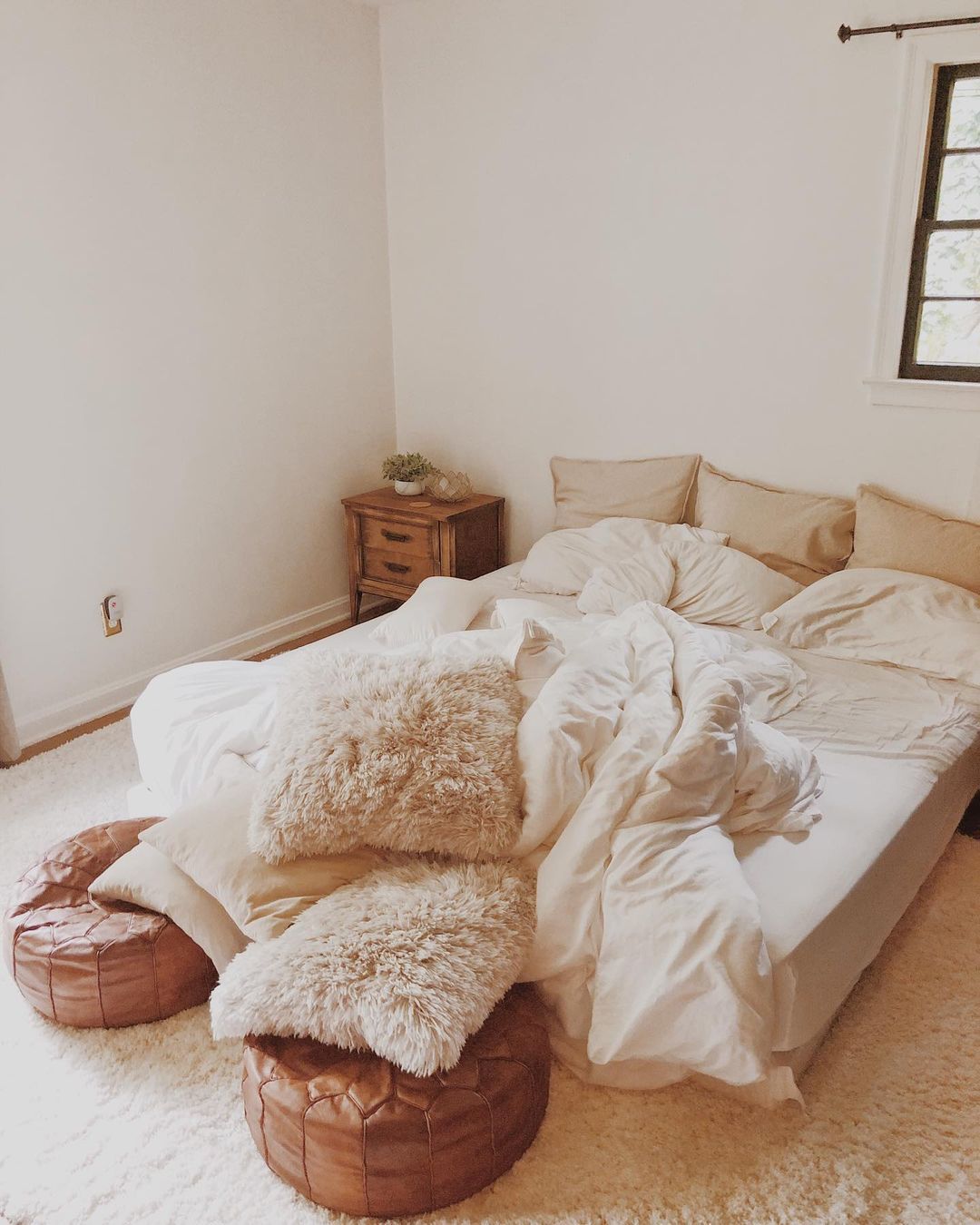 43 [Lưu lại ngay] Mẫu trang trí phòng ngủ nhỏ không giường cực đẹp mới nhất