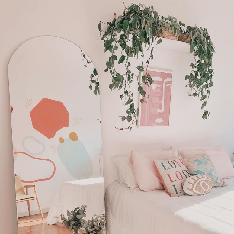 Phòng ngủ màu hồng đào cho người lớn