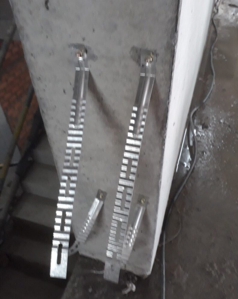 thép râu tường là gì