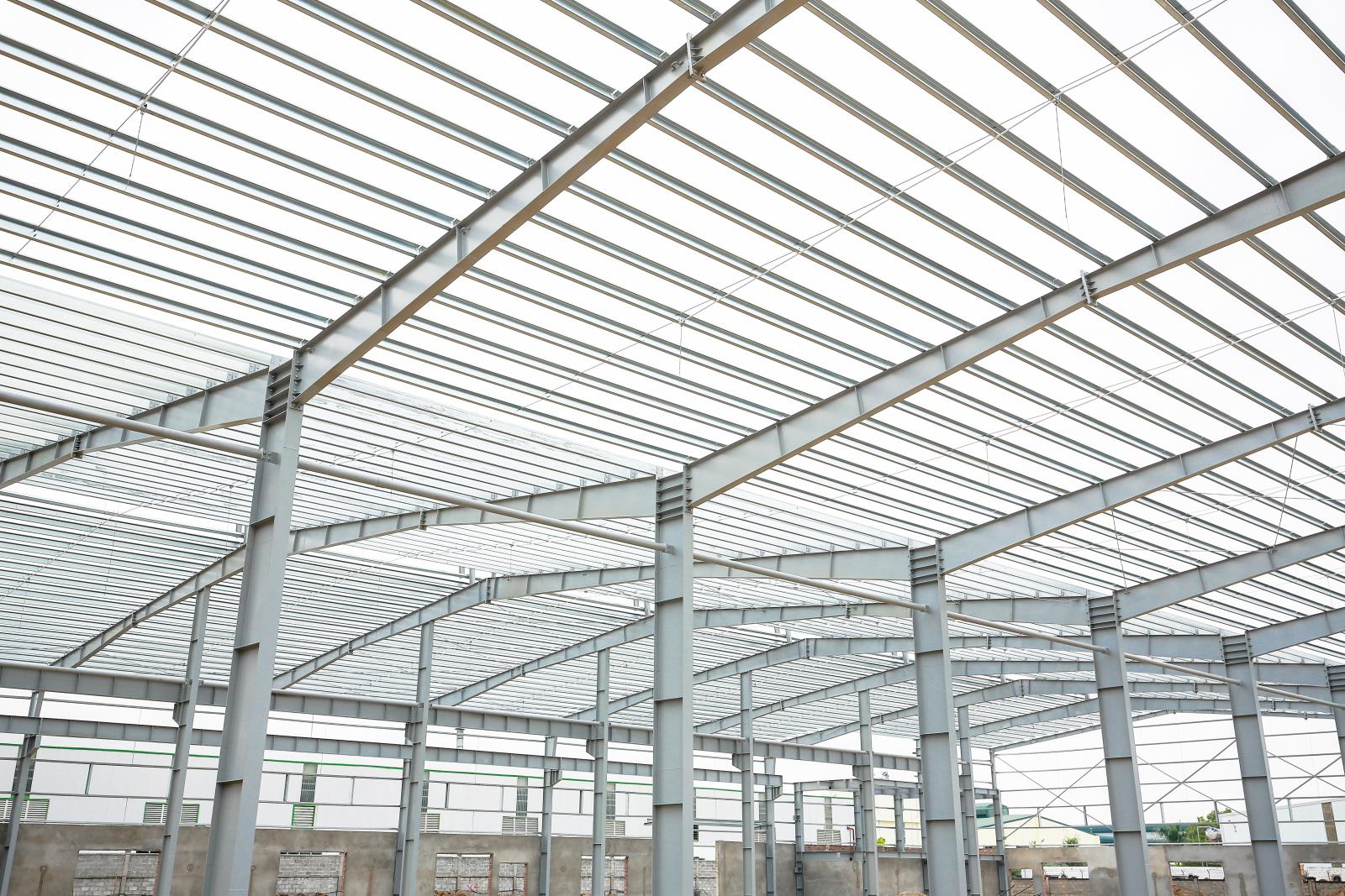 quy trình sản xuất cột thép nhà công nghiệp
