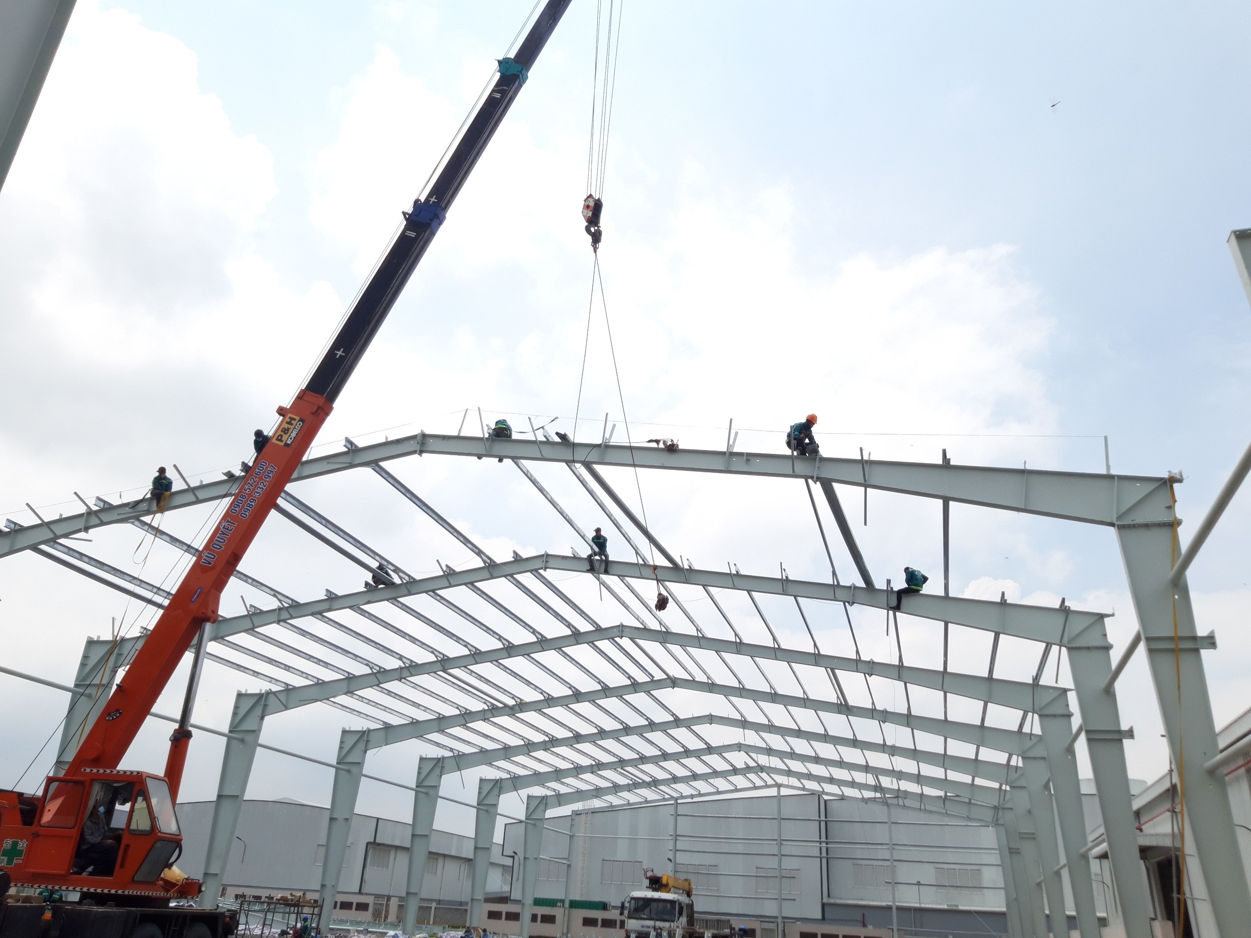 đặc điểm của kết cấu nhà xưởng