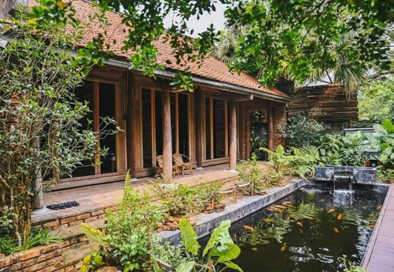 Nhà 3 gian có hậu cung sân vườn cổ truyền