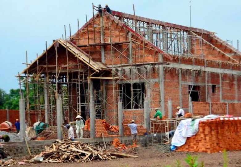 Tuổi 1957 làm nhà năm 2026 tháng nào tốt nhất