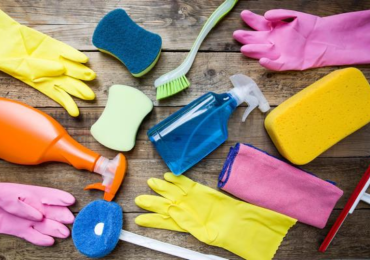 cách bảo quản và vệ sinh giấy dán tường