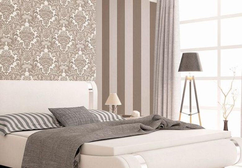 giấy dán tường phòng ngủ vợ chồng