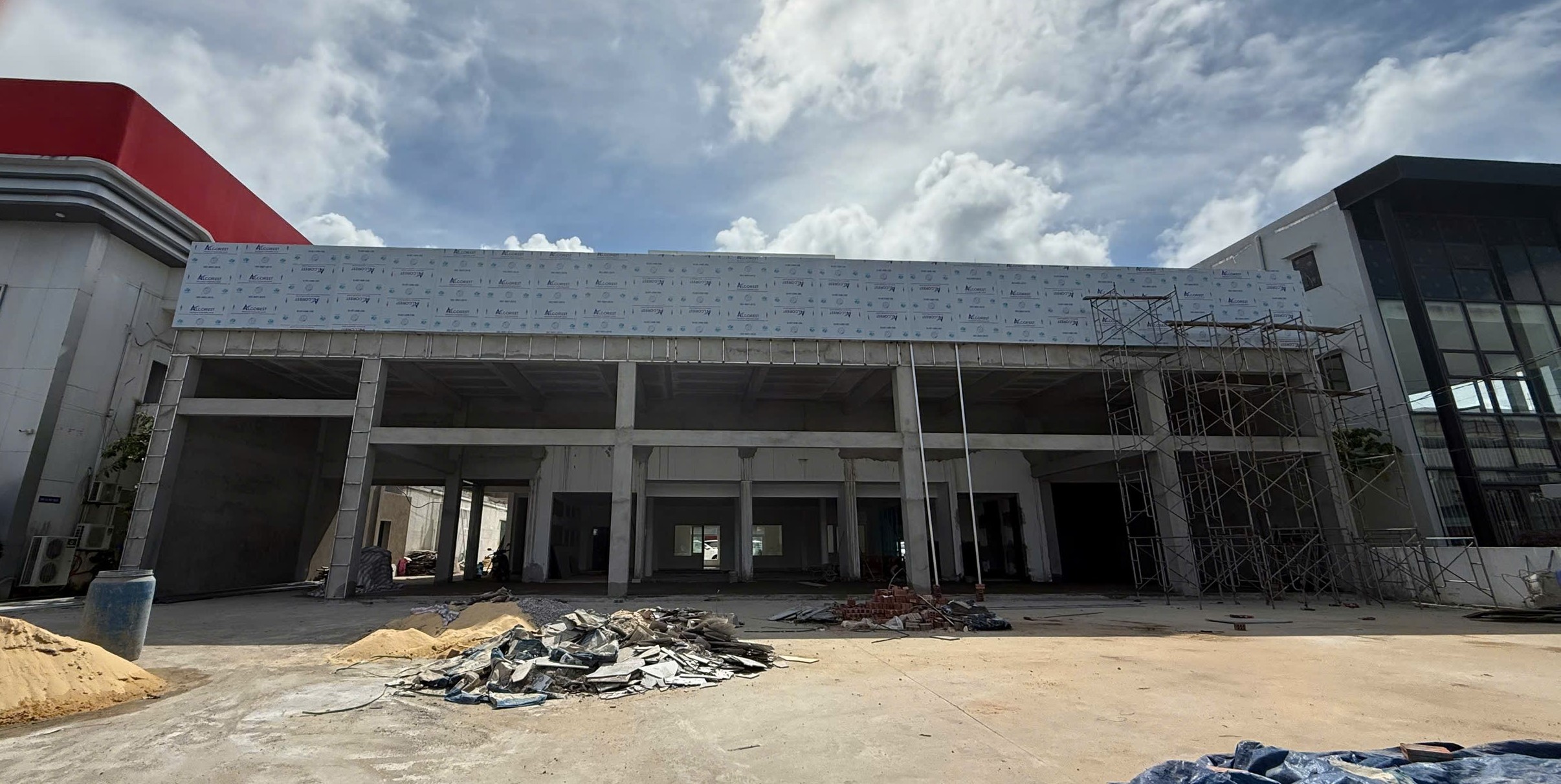 Thiết kế showroom ô tô Suzuki Đồng Hới